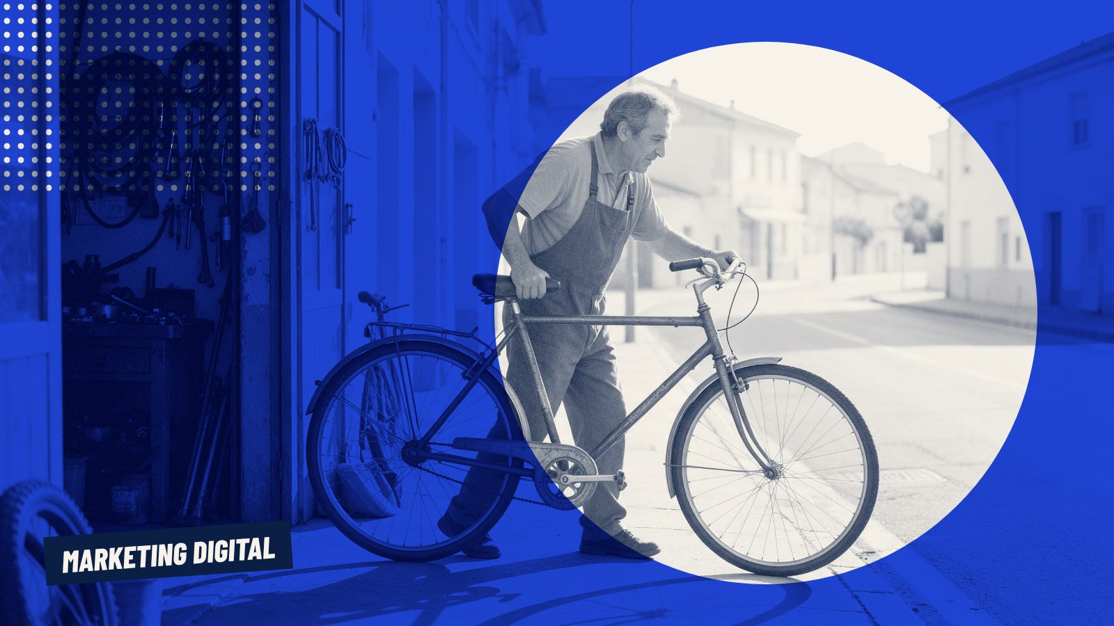 Le propriétaire d’un atelier de vélos sort une bicyclette sur le trottoir d’une petite rue, dans la lumière du matin.